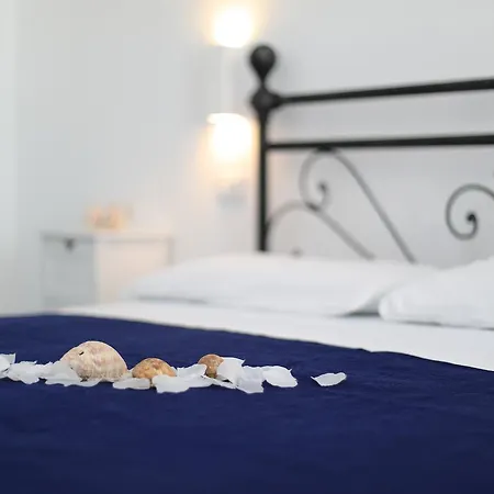 White Aurora Rooms Porto Cesareo Exterior photo